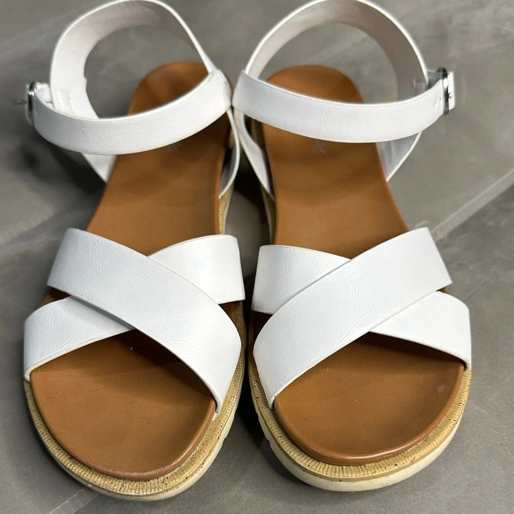 Maison Jules “Finley” White Women's Sandals Size 7